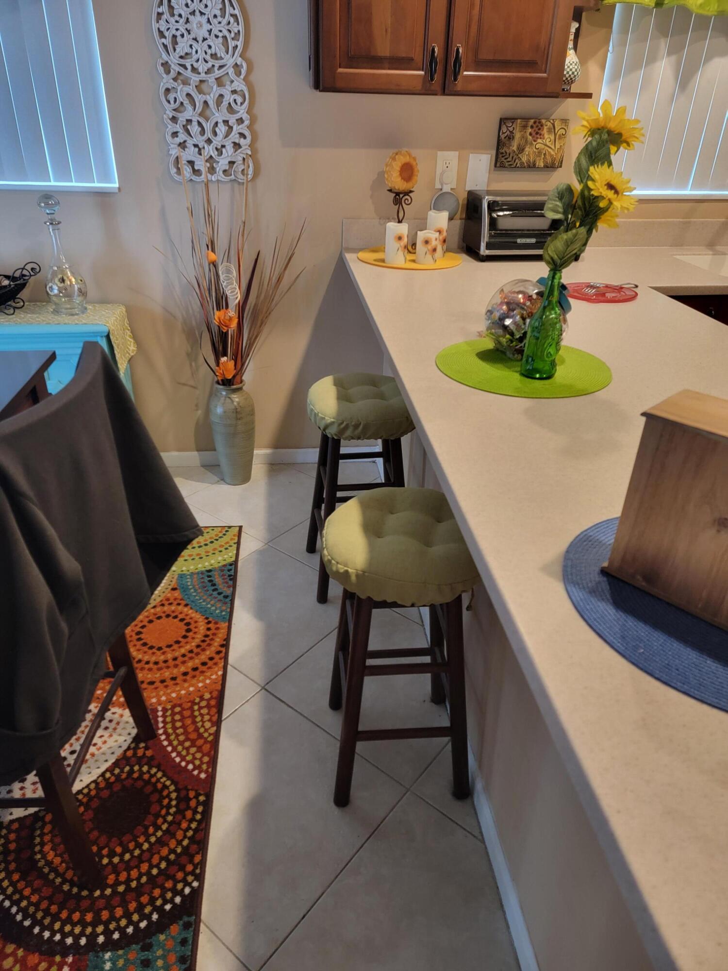 27 Vista Del Rio Boynton Beach, FL 33426 - Photo 19 of 45 Kitchen 3