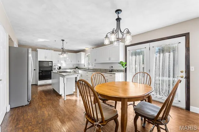 $479,900 | 621 East Wesley Drive, O'Fallon, IL 62269