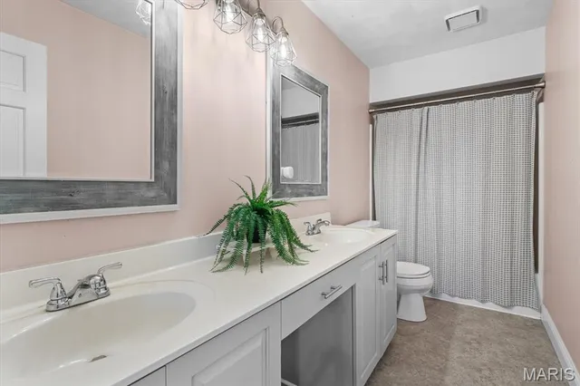 $479,900 | 621 East Wesley Drive, O'Fallon, IL 62269