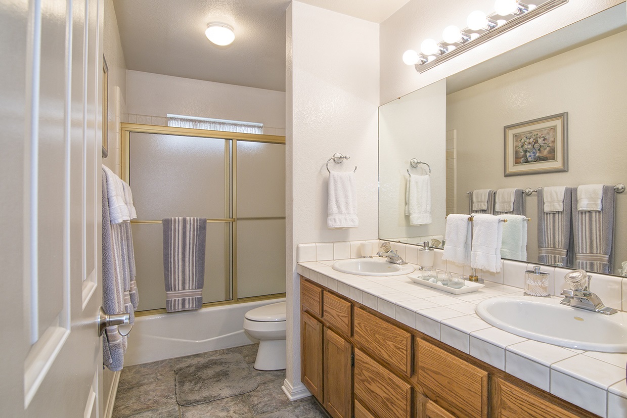 16027 Oakley Road Ramona, CA 92065 - Photo 23 of 25 Gallery Image 23