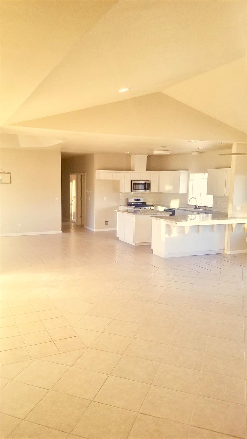 17194 Mark Road Madera, CA 93636 - Photo 3 of 20 Gallery Image 3