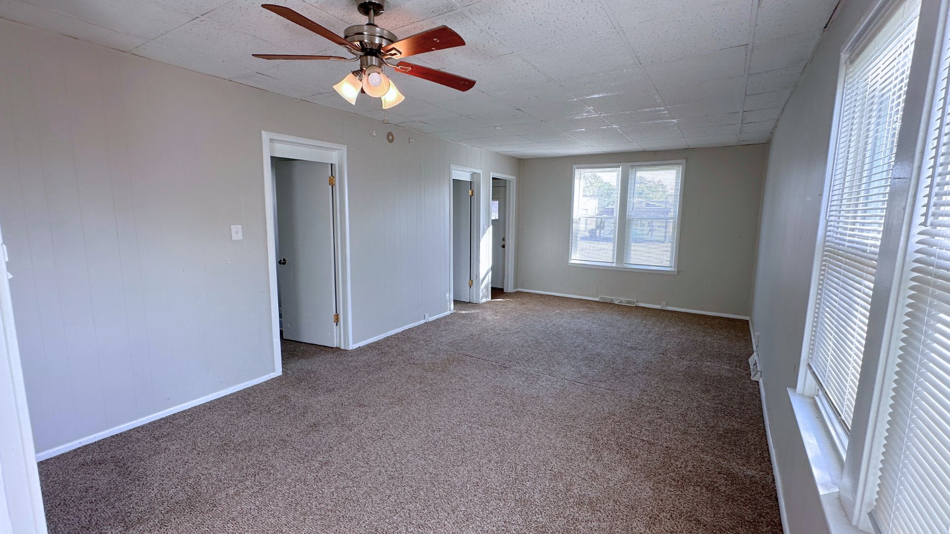 3728 Chicago Road Steger, IL 60475 - Photo 3 of 18