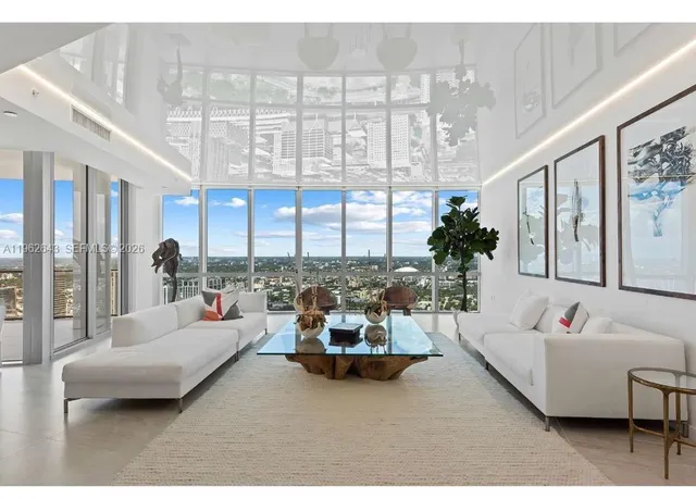 $22,000 | 851 Northeast 1st Avenue, Unit PH5212, Miami, FL 33132