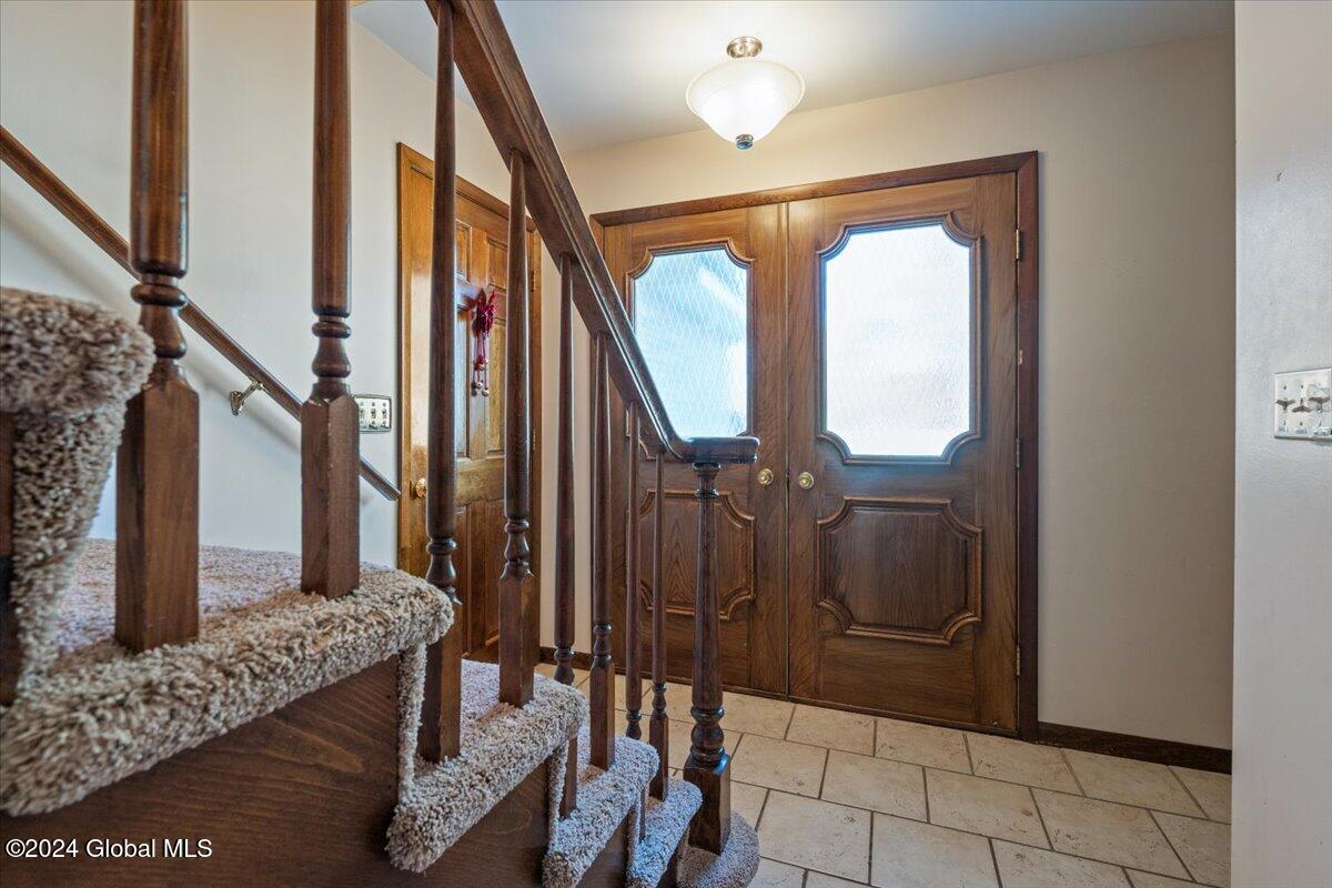 338 Dolan Drive Schenectady, NY 12306 - Photo 15 of 38 15-338DolanDrive-15