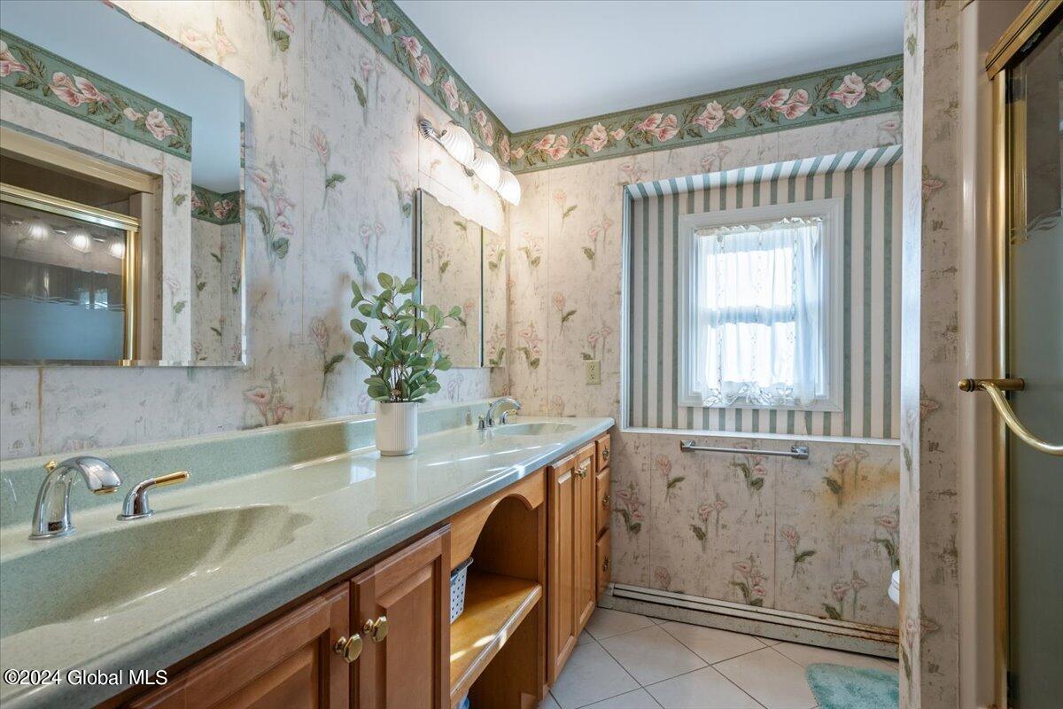 338 Dolan Drive Schenectady, NY 12306 - Photo 18 of 38 11-338DolanDrive-11