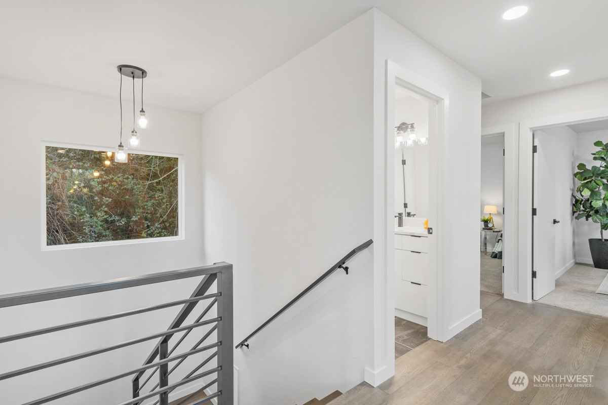 7511 Dumar Way Southwest Seattle, WA 98106 - Photo 21 of 35