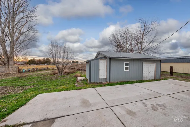 $399,000 | 223 West Boulevard, New Plymouth, ID 83655