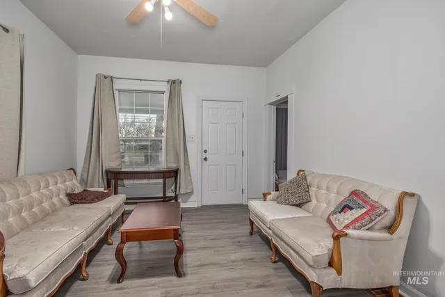 $399,000 | 223 West Boulevard, New Plymouth, ID 83655