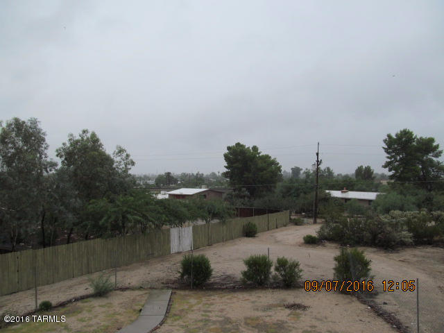 1209 West Roller Coaster Road Tucson, AZ 85704 - Photo 8 of 12