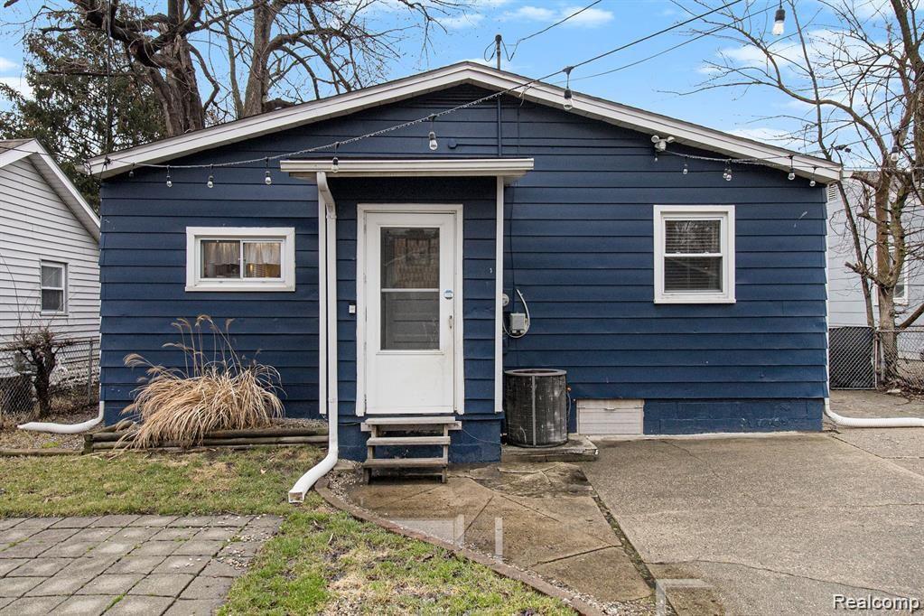 2831 Inman Street Ferndale, MI 48220 - Photo 25 of 29 IMG_3257.jpg