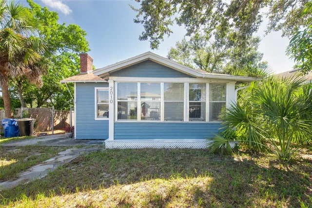 $289,000 | 2010 42nd Street South, St. Petersburg, FL 33711