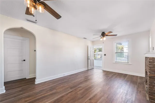 $289,000 | 2010 42nd Street South, St. Petersburg, FL 33711