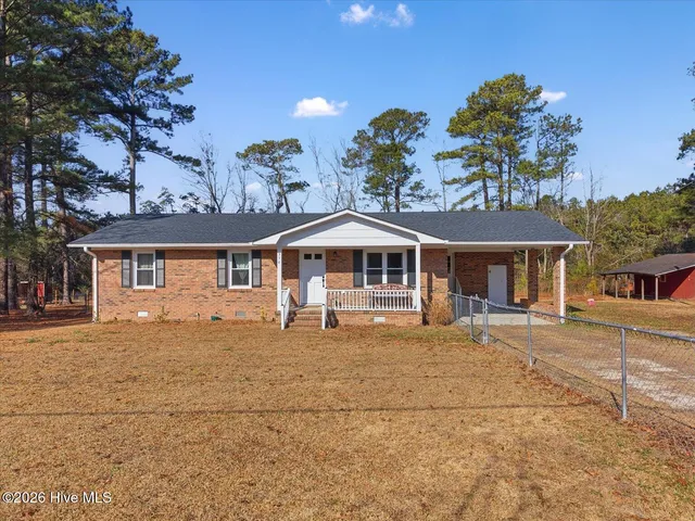 $265,000 | 334 Luther Banks Road, Richlands, NC 28574