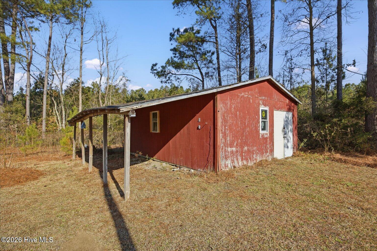 334 Luther Banks Road Richlands, NC 28574 - Photo 34 of 51 34-IMG_8983-Edit