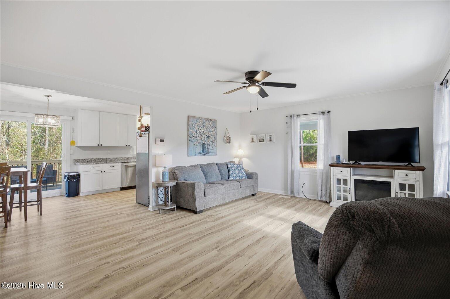 334 Luther Banks Road Richlands, NC 28574 - Photo 4 of 51 04-IMG_8839