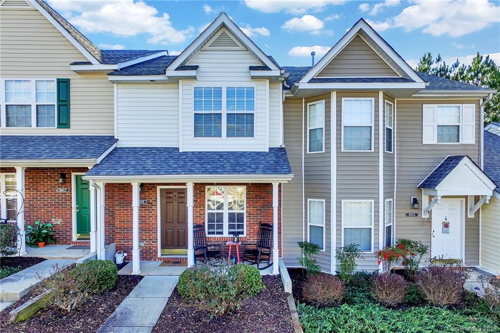 8019 Long House Lane Fort Mill, SC 29707 - Photo 2 of 21