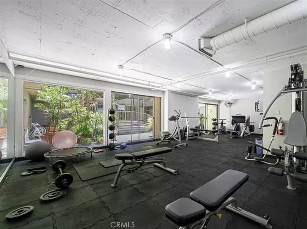 750 North Kings Road, Unit 325 West Hollywood, CA 90069 - Photo 11 of 16