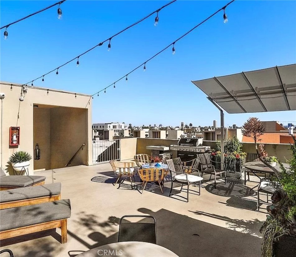 750 North Kings Road, Unit 325 West Hollywood, CA 90069 - Photo 9 of 16