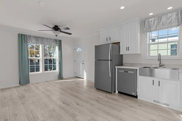 $143,000 | 548 Kenyon Avenue, Unit 25, Attleboro, MA 02703