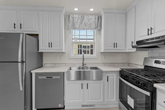 $143,000 | 548 Kenyon Avenue, Unit 25, Attleboro, MA 02703