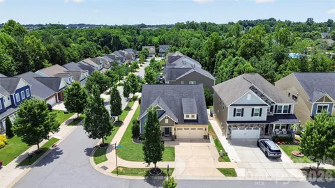 $479,900 | 128 Creekside Crossing Lane, Mooresville, NC 28117