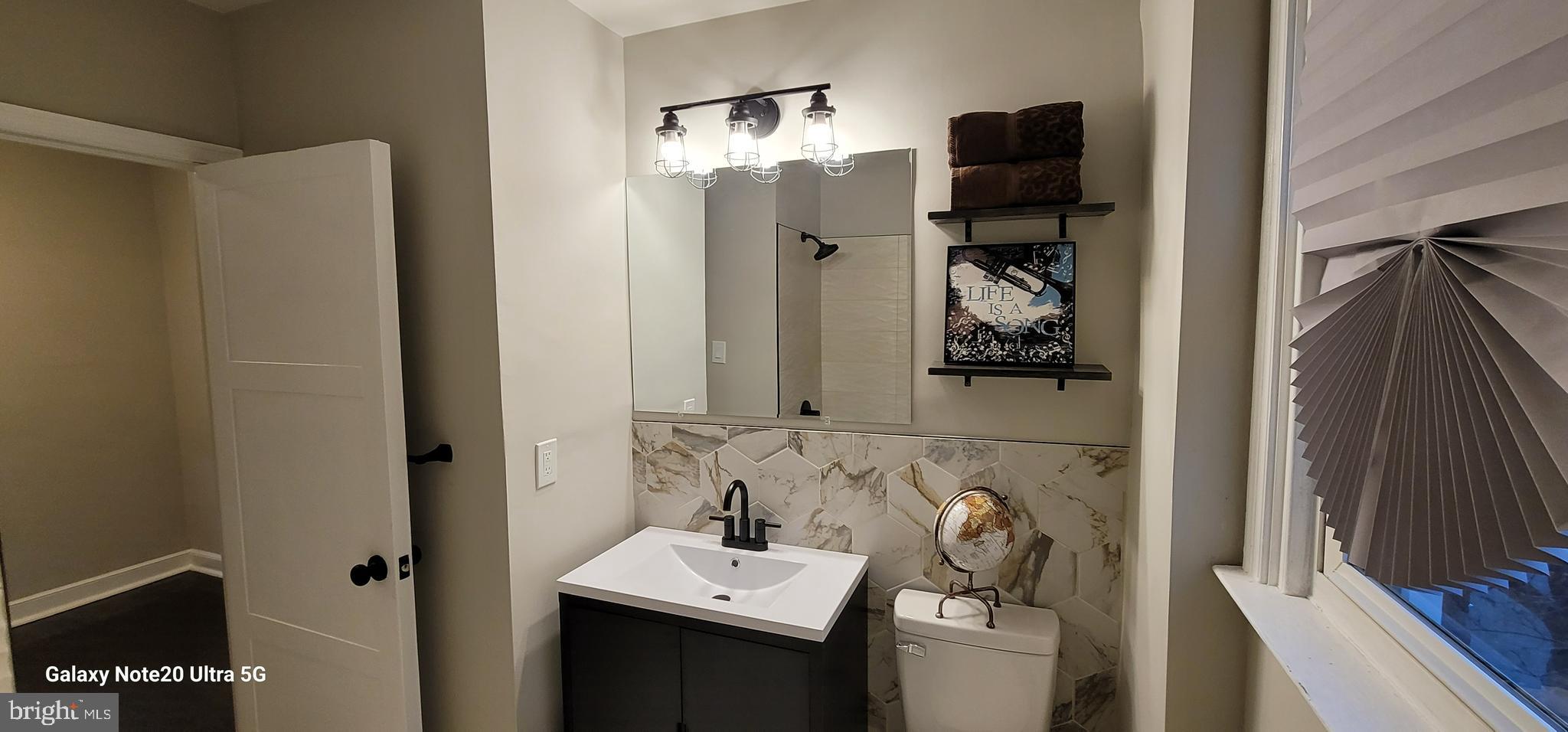 8036 Forrest Avenue Philadelphia, PA 19150 - Photo 14 of 23