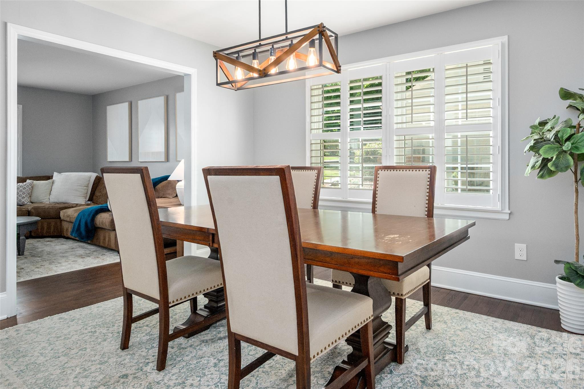 651 Sandridge Road Charlotte, NC 28210 - Photo 10 of 36 Gallery Image 10