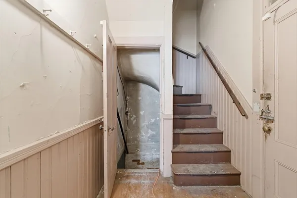 $569,900 | 15 Hamilton Avenue, Lynn, MA 01902