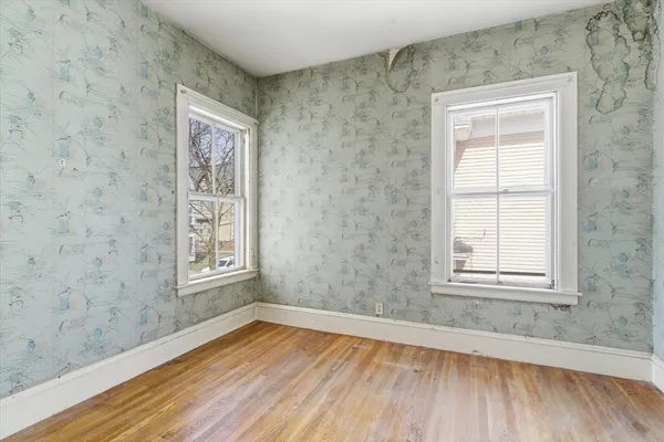 $569,900 | 15 Hamilton Avenue, Lynn, MA 01902