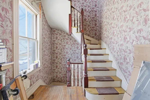 $569,900 | 15 Hamilton Avenue, Lynn, MA 01902