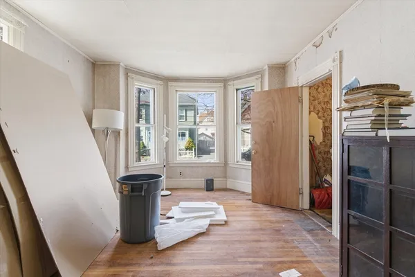 $569,900 | 15 Hamilton Avenue, Lynn, MA 01902
