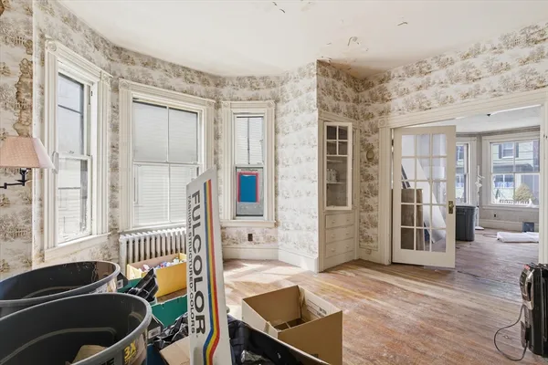 $569,900 | 15 Hamilton Avenue, Lynn, MA 01902