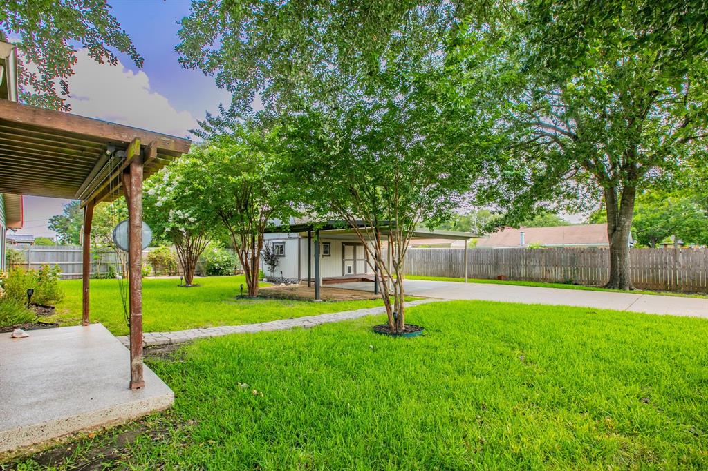 241 Travis Lane Hewitt, TX 76643 - Photo 24 of 26
