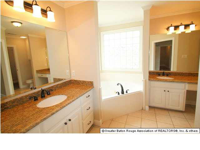 4245 Mimosa Street Baton Rouge, LA 70808 - Photo 3 of 15 Gallery Image 3