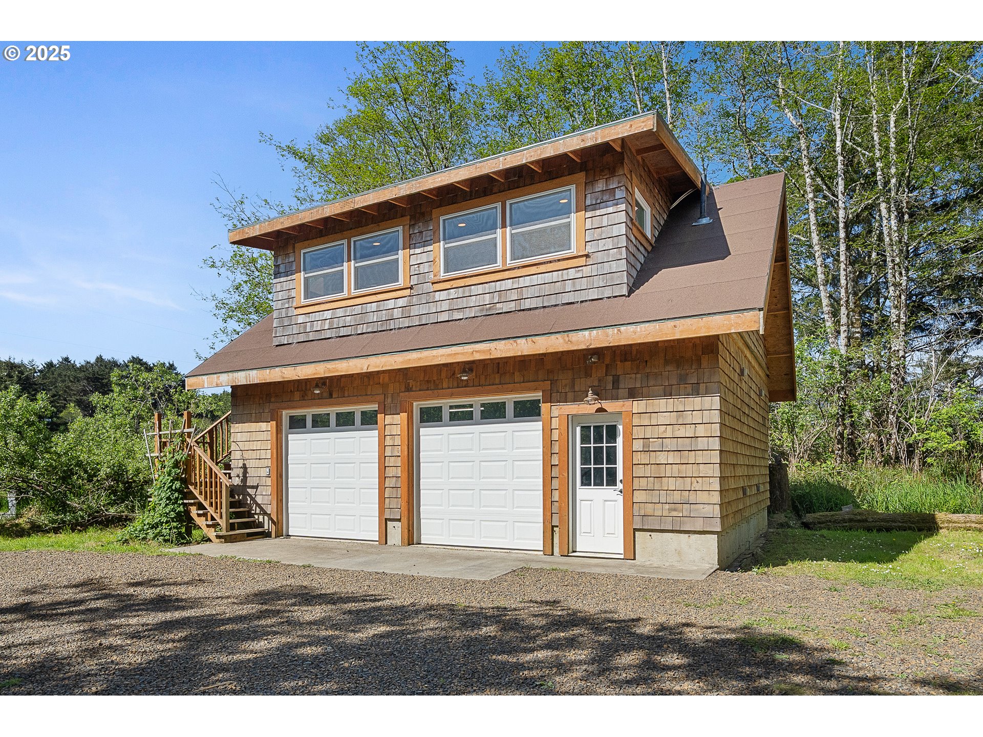 711 Northwest 6th Avenue Rockaway Beach, OR 97136 - Photo 5 of 47