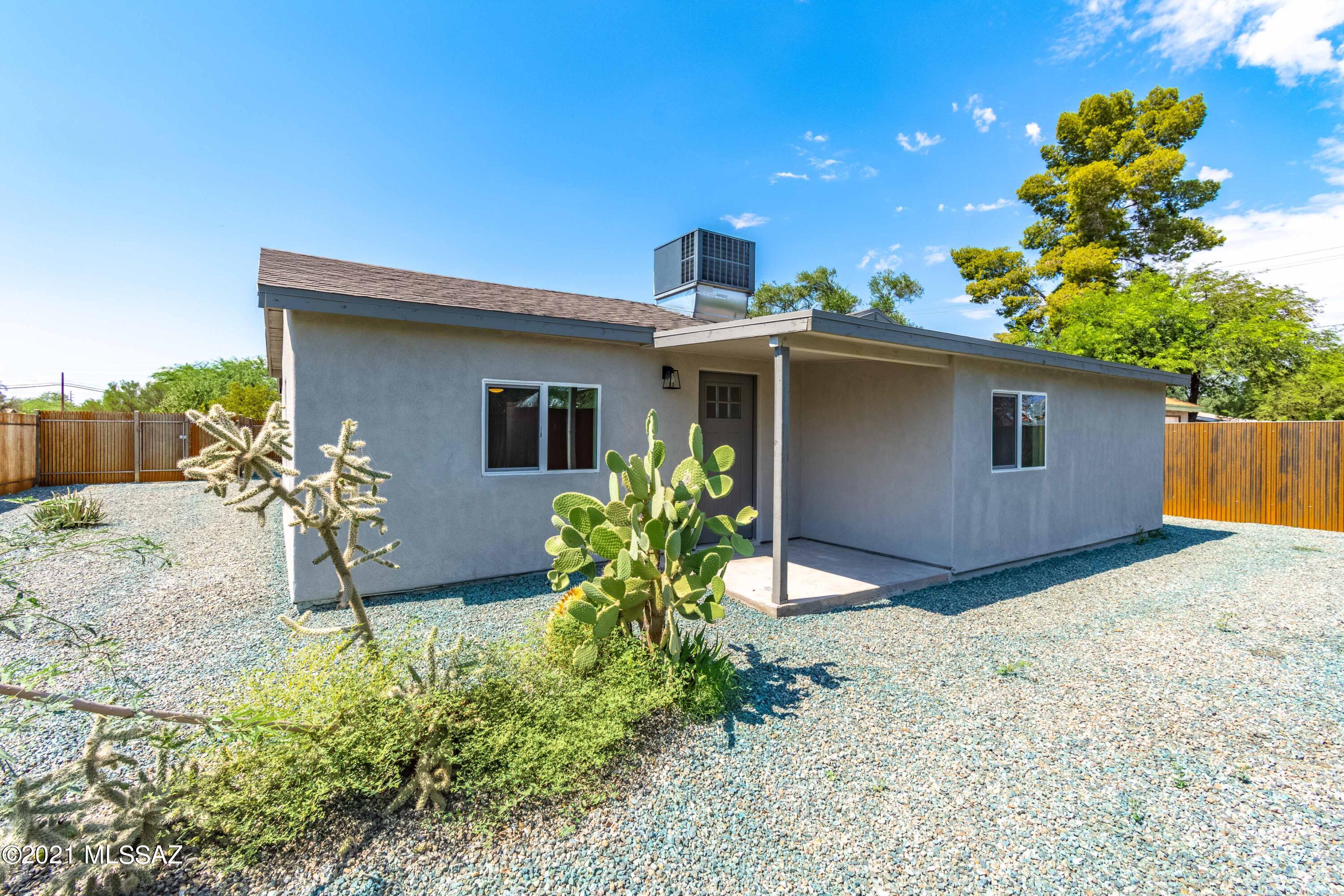 1131 East Spring Street Tucson, AZ 85719 - Photo 1 of 17 Gallery Image 1