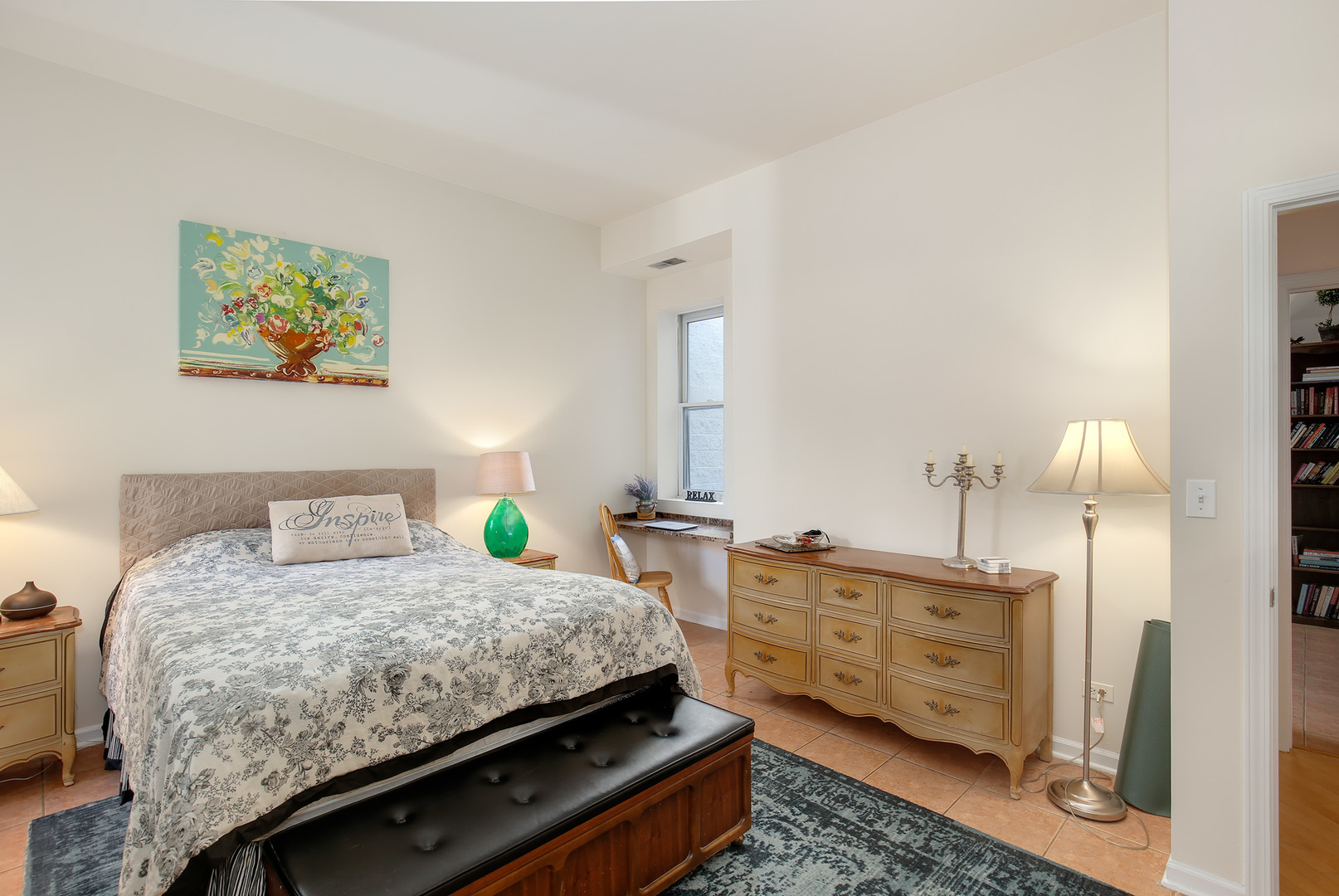 2317 West Wolfram Street, Unit 515 Chicago, IL 60618 - Photo 15 of 26