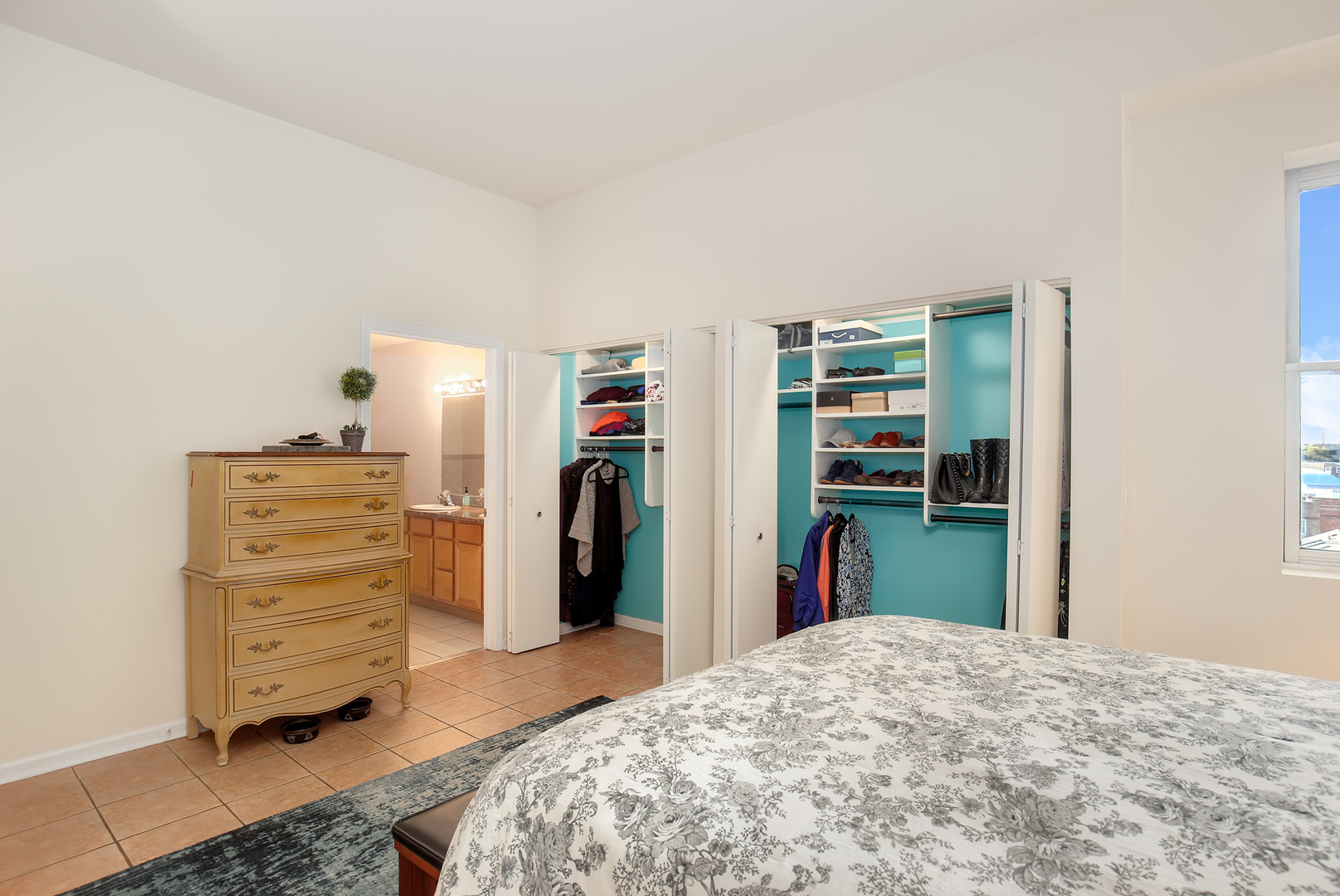 2317 West Wolfram Street, Unit 515 Chicago, IL 60618 - Photo 16 of 26