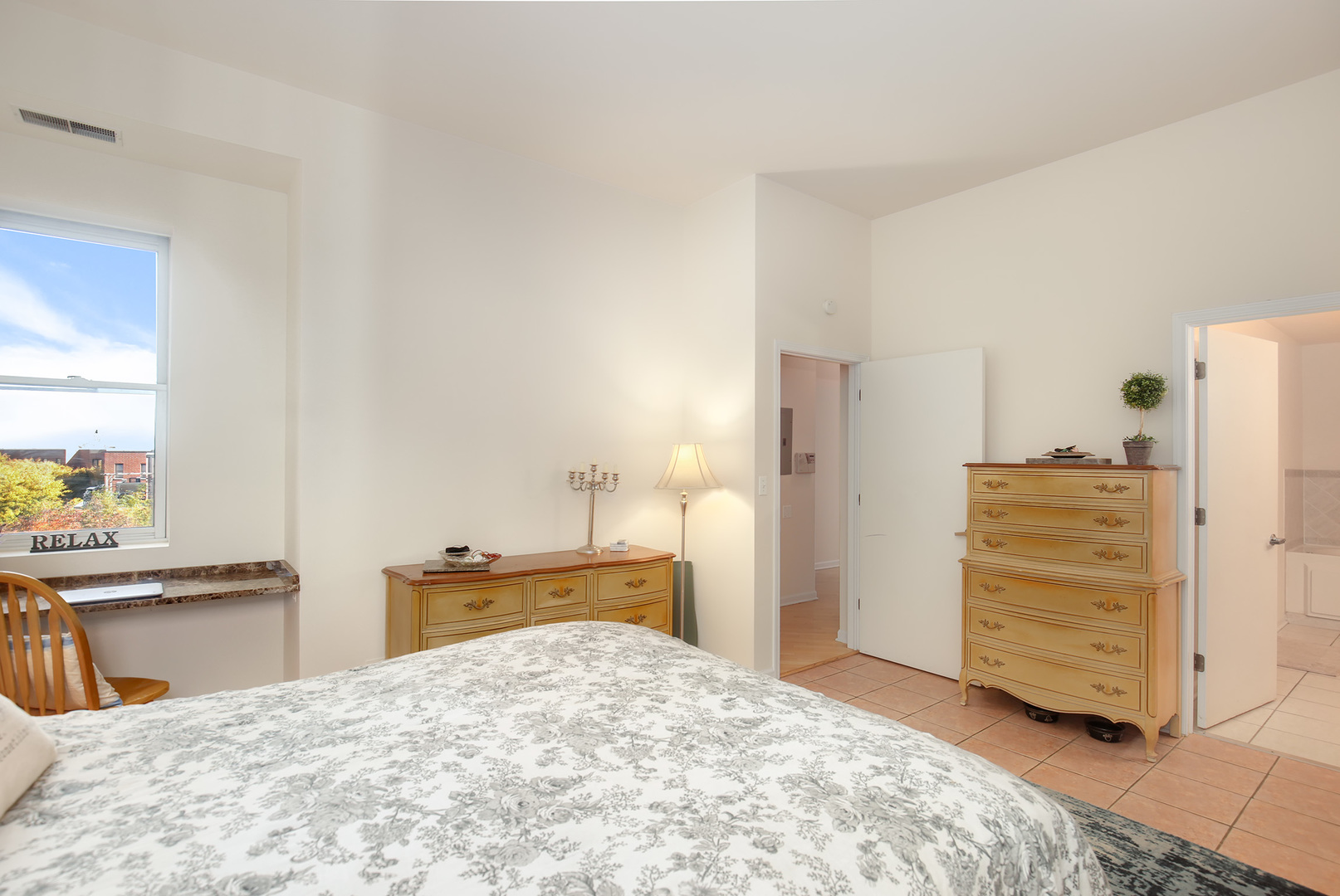 2317 West Wolfram Street, Unit 515 Chicago, IL 60618 - Photo 17 of 26