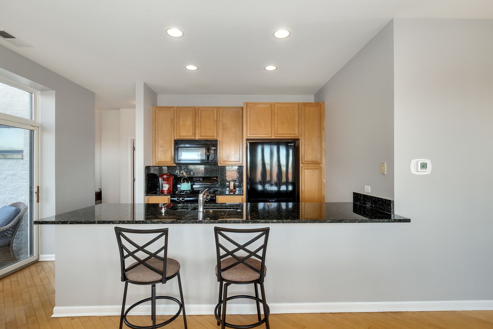 2317 West Wolfram Street, Unit 515 Chicago, IL 60618 - Photo 8 of 26