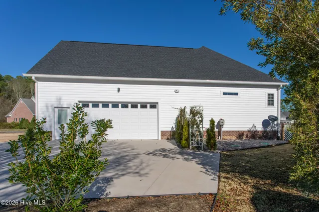 $575,000 | 106 Morgana Drive, Hertford, NC 27944