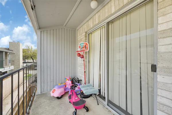 $149,000 | 6500 Sands Point Drive, Unit 708, Houston, TX 77074