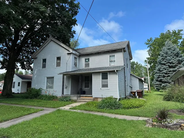 $59,900 | 607 South Jackson Street, Mount Carroll, IL 61053