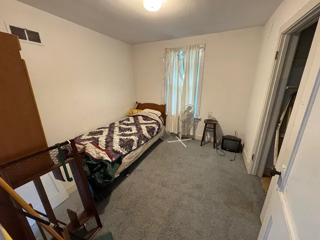 $59,900 | 607 South Jackson Street, Mount Carroll, IL 61053