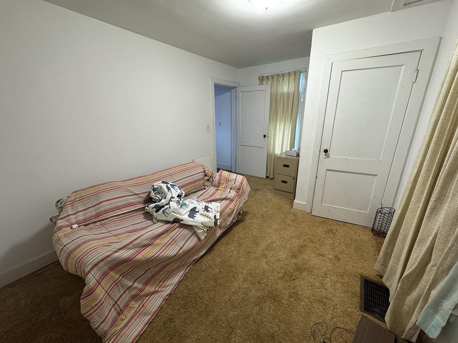 607 South Jackson Street Mount Carroll, IL 61053 - Photo 15 of 21