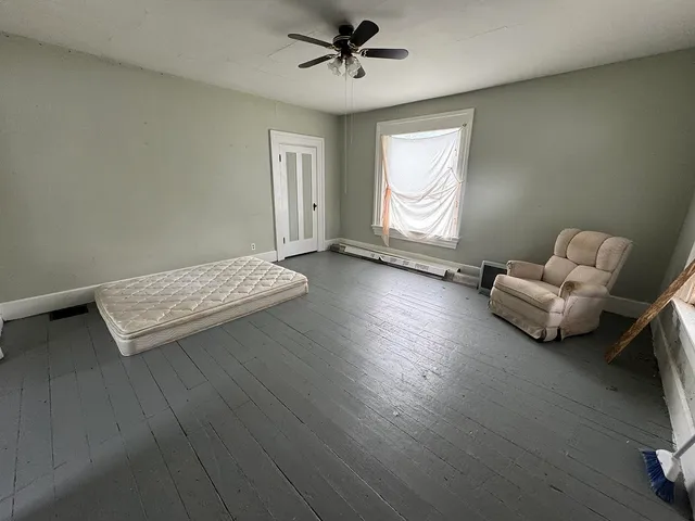 $59,900 | 607 South Jackson Street, Mount Carroll, IL 61053