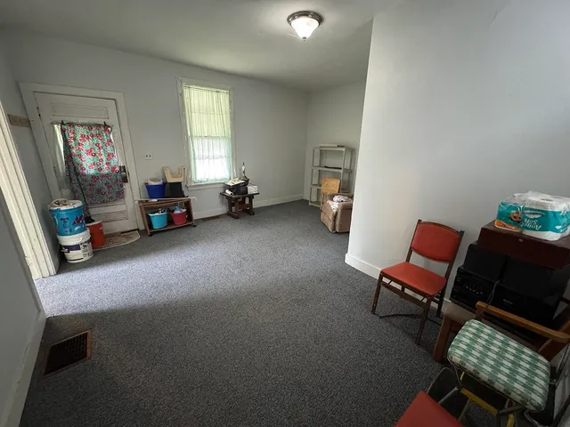 $59,900 | 607 South Jackson Street, Mount Carroll, IL 61053