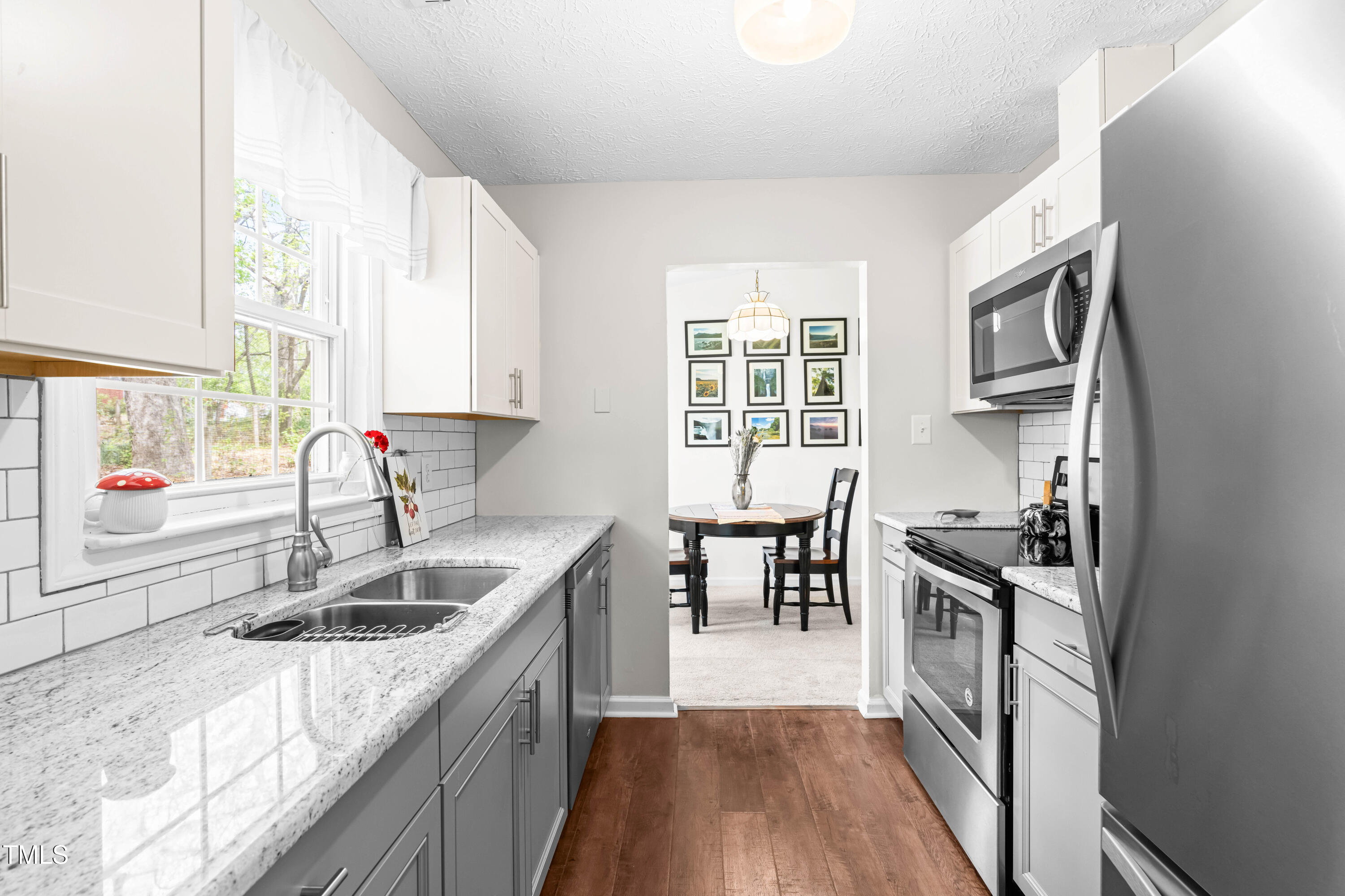 2400 Perennial Street Raleigh, NC 27603 - Photo 11 of 33 DSC07857