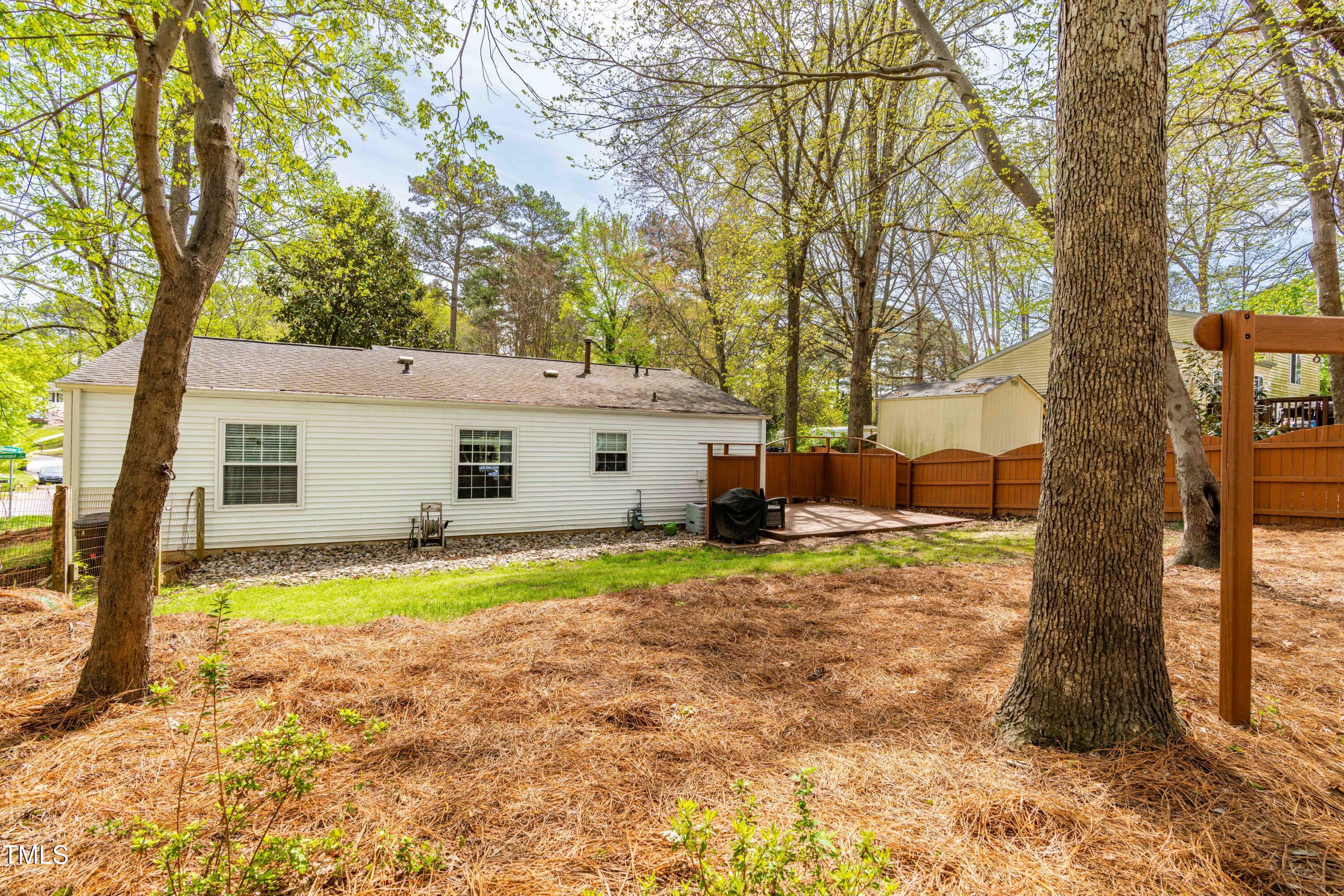 2400 Perennial Street Raleigh, NC 27603 - Photo 26 of 33 DSC07808