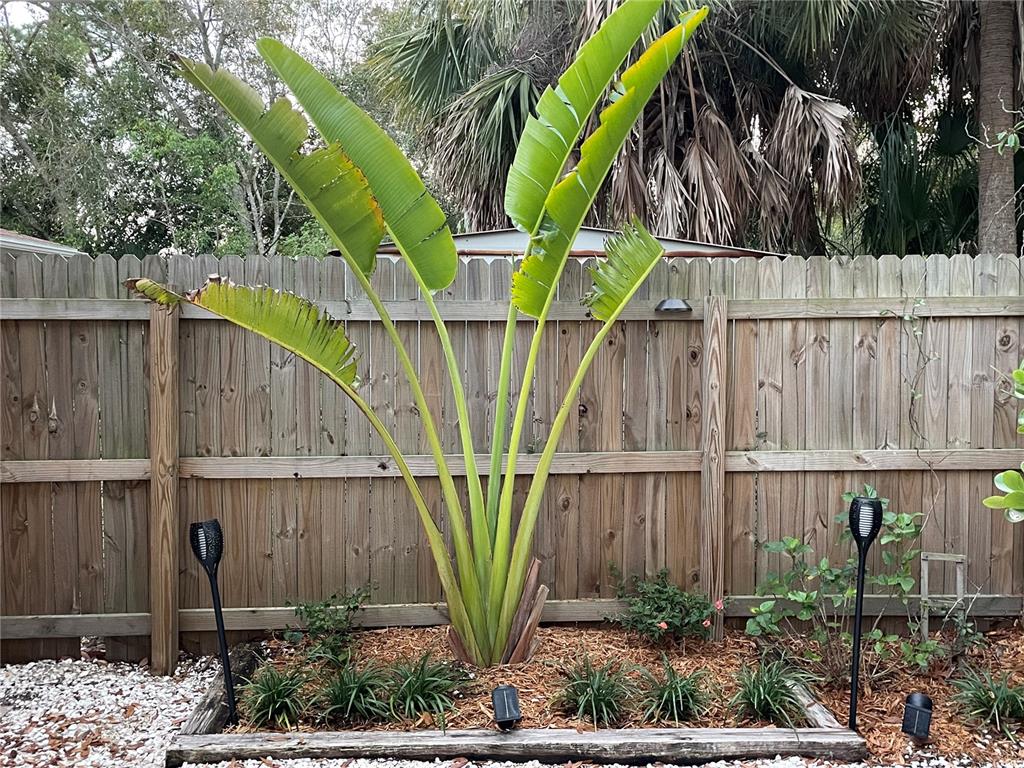 828 South Tuttle Avenue, Unit B Sarasota, FL 34237 - Photo 16 of 63